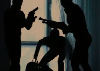 Armed Robbers Operating POS Invade Ibadan Community, Transfer Victims Money Via Machine