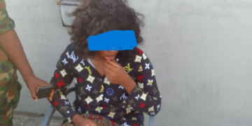 Nigerian Army Rescues Lady From Plunging Into Lagos Lagoon