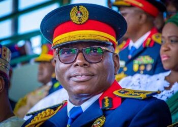 Confrontation Erupts at Eagle Square as Civil Defence Officer Takes on Environmental Board