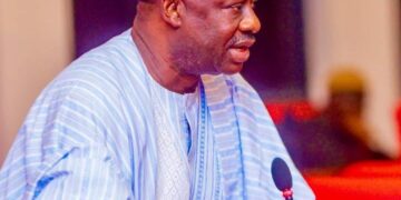 Dankwambo asks  Inuwa to suspend his pension as ex-governor of Gombe