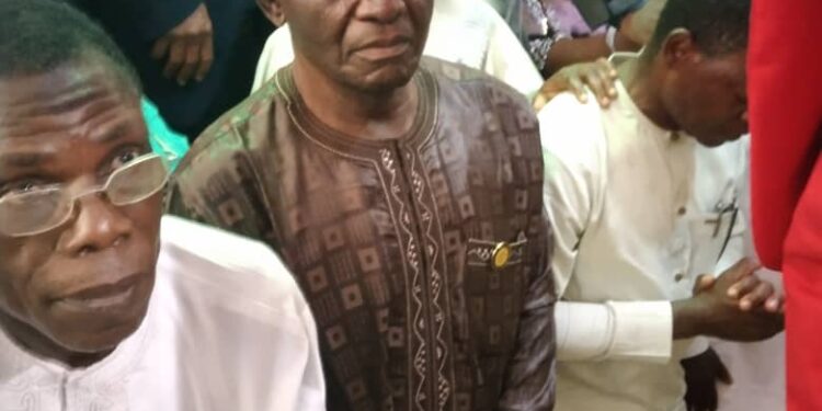 Veteran Journalist, Edegbo, 28 Others Embrace New Leadership