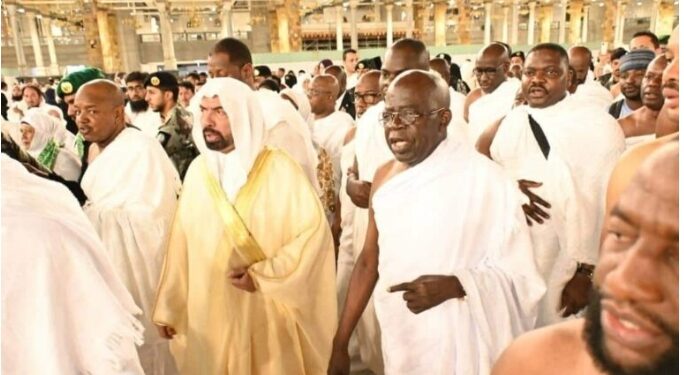 President Tinubu’s Expresses Gratitude In  Umrah
