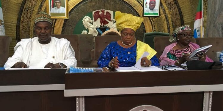 Oye Hails Eze on Inauguration As Pioneer President of Salt City Chamber of Commerce