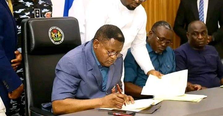 Otu signs Cross River’s N296bn 2024 budget into law