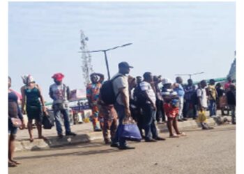 FCT commuters commend FG’s 50% transport fare discount