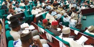 Bursary: Lawmaker disburses N142m to 2,840 Sokoto students