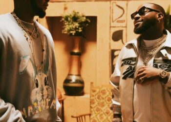 Davido Collaborates With Kizz Daniel For ‘Twe Twe’ Remix Video