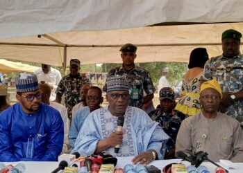 Thousands of PDP, NNPP, LP,PRP Supporters Decamp To APC In Abuja