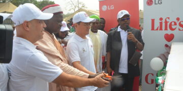 LG Donates Solar-Powered Borehole To Gudu Community In Abuja