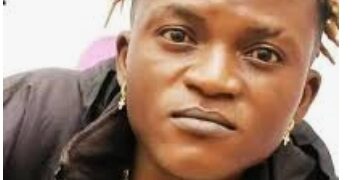 Portable Begs EFCC For Mercy After Showering Fans With Cash