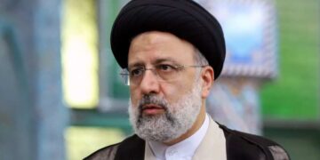Helicopter carrying Iran president reportedly ‘crashes’