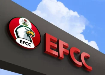 Naira abuse: EFCC arrests woman in Gombe