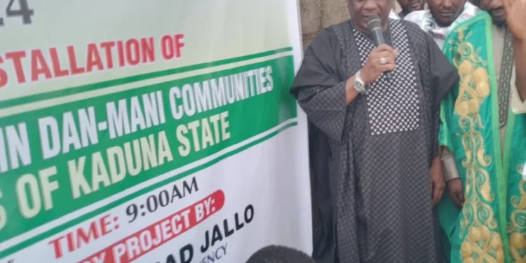 Rep. inaugurates 250 solar-powered street lights in Kaduna