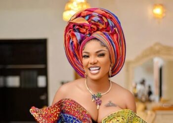 Iyabo Ojo, Lizzy Anjorin end months-long rift