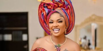 Iyabo Ojo, Lizzy Anjorin end months-long rift
