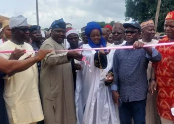 AMAC Chairman flag-off cconstruction, rehabilitation of Waru/Yimitu township road
