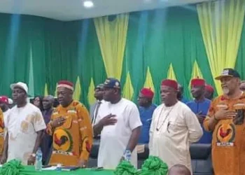 Soludo receives 1,300 defecting PDP faithful into APGA