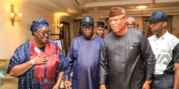 Akpabio, Eno Reiterate Commitment To Akwa Ibom Devt