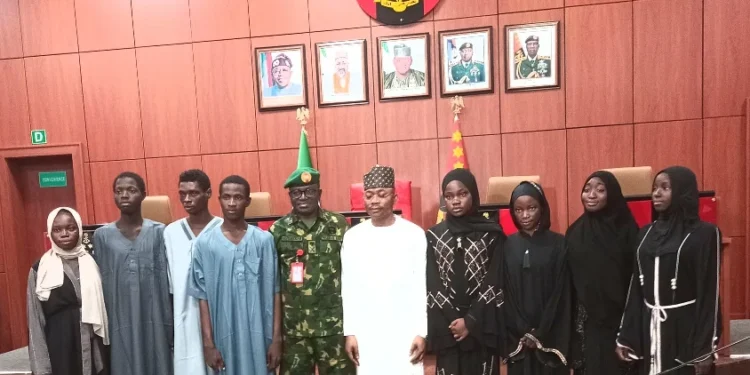 Army hands over 8 rescued students to Kogi Gov