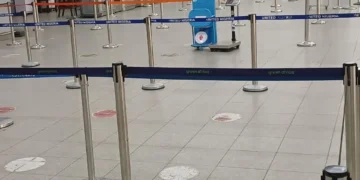 Striking workers shut Abuja airport