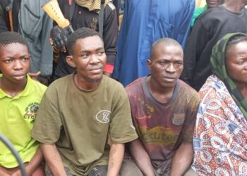 Wike rewards vigilante group for rescuing kidnapped victims in Kwali
