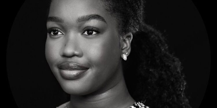 Excitement As Nigerian Law Graduate Receives Prestigious Award From UK Varsity