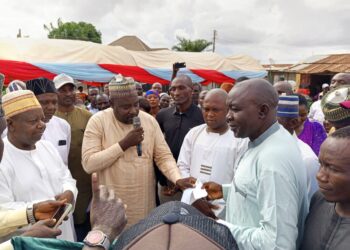 Scores Of PDP, APGA, PRP Members Join APC In Kaduna