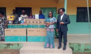 Shehu Sani donates N10m worth of electronics to FCT school of blind