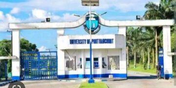 UNIPORT Honours Ex-Law Faculty Dean For Instituting Award For Best Graduating Student