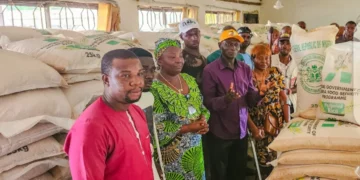 Delta govt distributes food items to Oshimili South residents