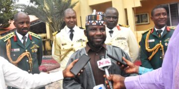 Cleric tasks military officers on dedication, sacrifice