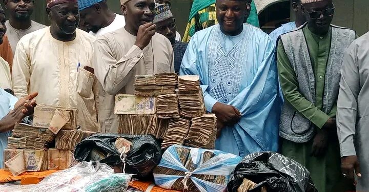 Flood : Sen. Bomai donates N20m, relief materials to Yobe flood victims