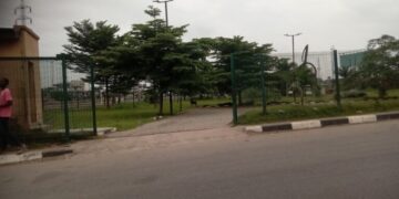 Police, others wait for protesters at Gani Fawehinmi Park