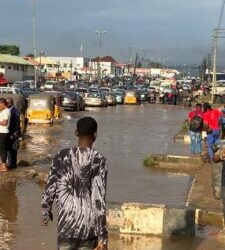 Motorists, residents stranded as floods take over Mararaba-FCT road