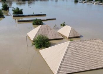 Flood sacks Kwara community as governor promises relief