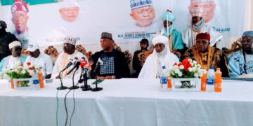 Steel Minister distributes rice, fertiliser to Kogi residents