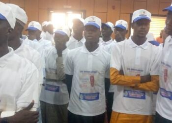 Senator Lamido sponsors 100 students from Sokoto to study in India