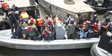 Navy task team foils attack on Port Harcourt – Bonny sea route … rescues travelers, including children, infants