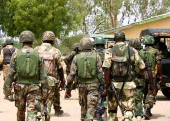 Troops neutralise 2 suspected oil thieves, detain 18 others