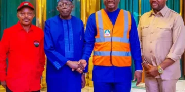 FG meets with Labour leaders over petrol price hike