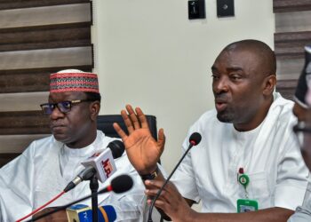 Rep. Committee on Housing Visits Federal Housing Authority FHA