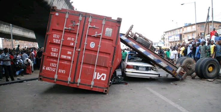 Truck driver allegedly kills revenue collector, flees