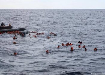 At least 6 killed in Angola boat accident