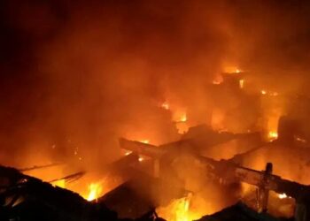 Fire razes shops, destroys property worth millions of Naira at Moniya garage