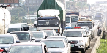 Christmas: Commuters groan over gridlocks, high fares in South East