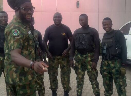‘Daddy Showkey’ lights up wounded soldiers’ Christmas