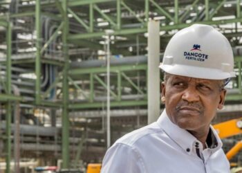 Court adjourns Dangote Refinery suit on import licences to January 30