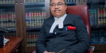 IPOB lawyer slams Sheikh Gumi over proposal to arm Igbo youths