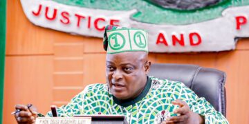 Lawmakers impeach Lagos Assembly speaker Obasa