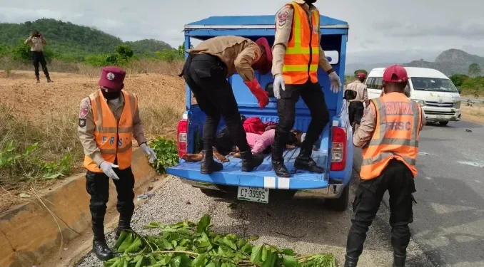 2 dead, 12 injured in Umuahia-Enugu Expressway accident